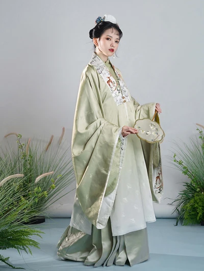 18 Latest Spring Chinese Outfits for Women 2022 - Newhanfu