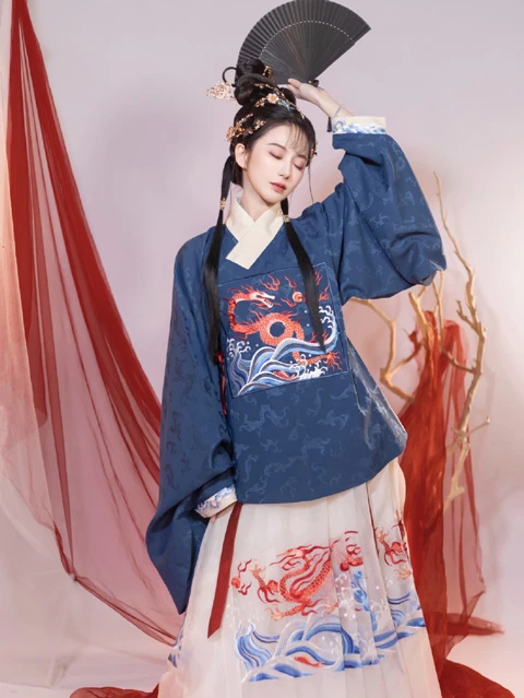 10 Most Popular Hanfu Female Model in 2022 - Newhanfu