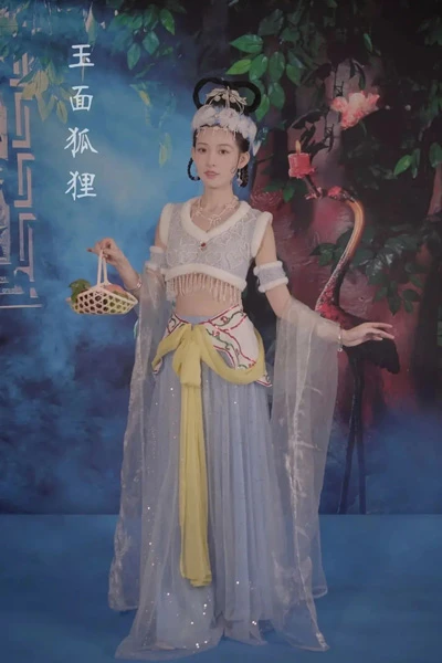 2021 Danse du foulard – Chinese Scarf dance, Legend of Qin Huai