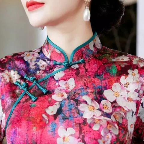 The Art of Cheongsam Collar: An Exploration of the Different Styles and ...