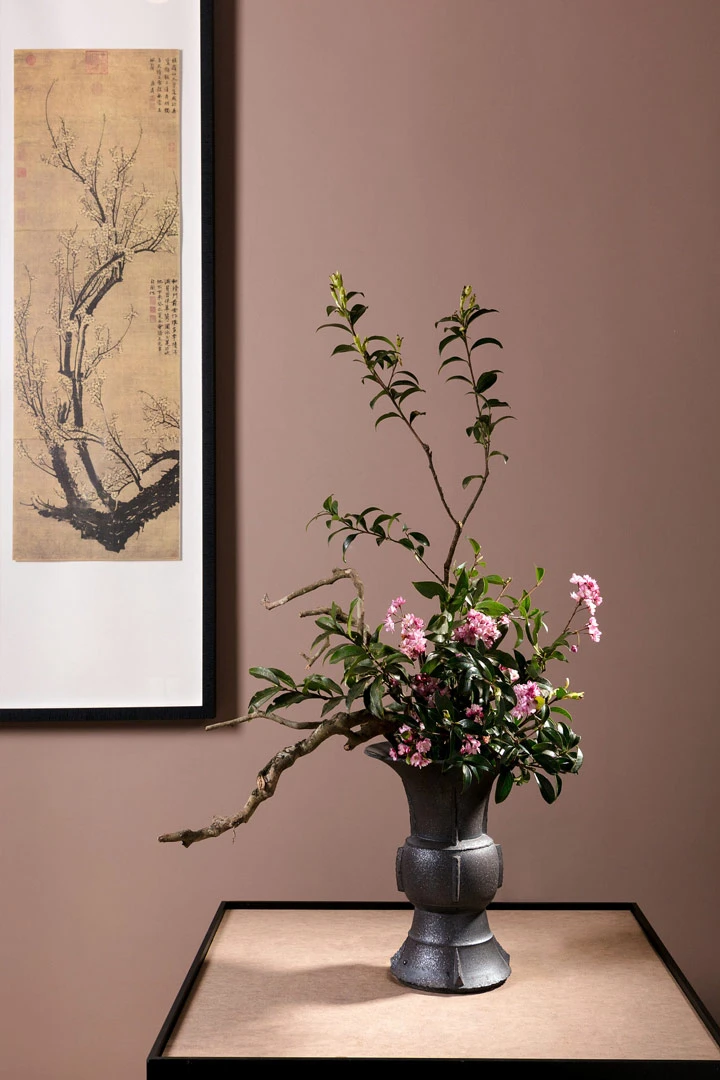 The Art of Chinese Flower Arrangements in Huize