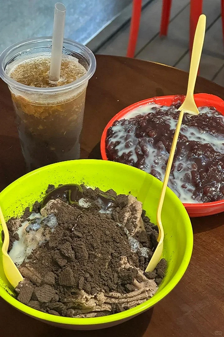 Chilling in Tianjin: The Cool World of Shaved Ice