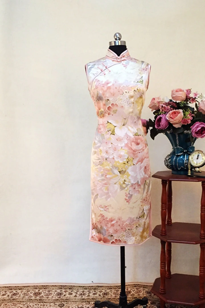 The Charm of Cheongsam at Jingbo Qinhan (Fangxia) Fashion Center