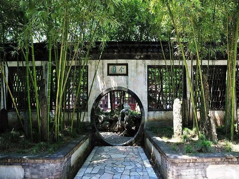 A Stroll Through Seasons: The Enchanting Ge Garden of Yangzhou