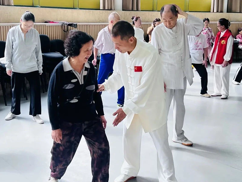 Tai Chi Connects Community for Health and Harmony