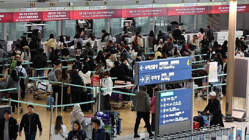 Korea Joins China's Visa-Free Group