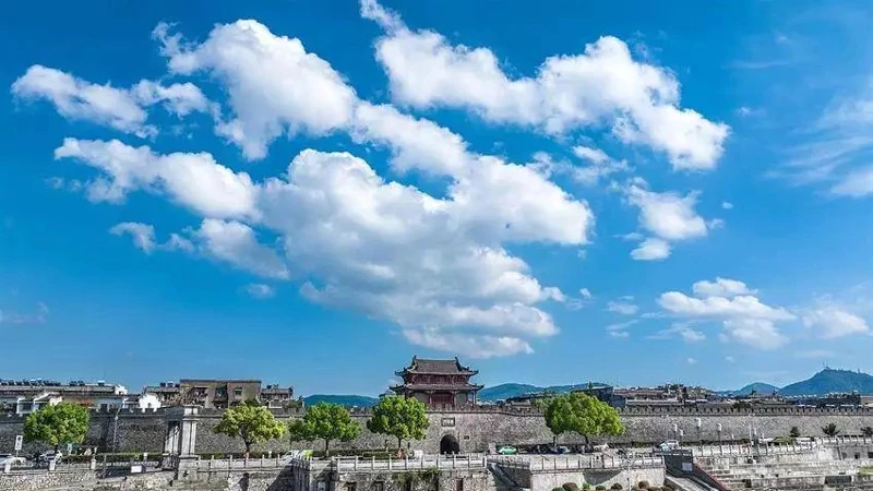 Xiangyang: A City of Endless Possibilities