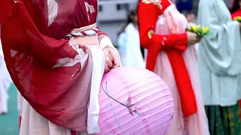 The Latest Hanfu Trend in Modern China