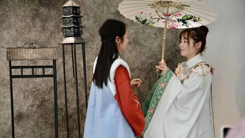 The Latest Hanfu Trend in Modern China