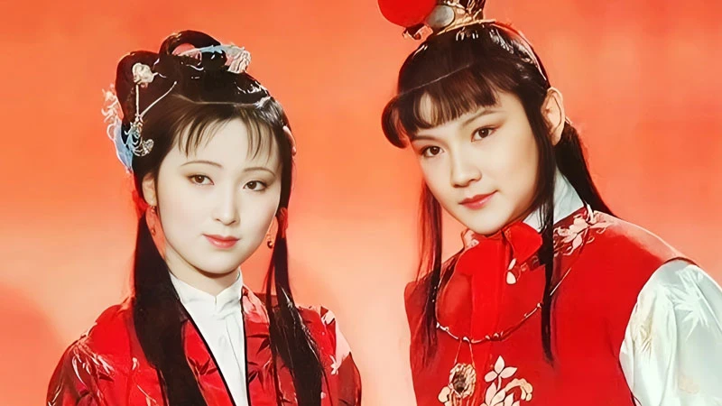 The Role of Hanfu in Chinese Literature and Classical Texts