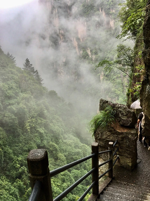 A Literary Pilgrimage Through Zhejiang's Tiantai Mountain