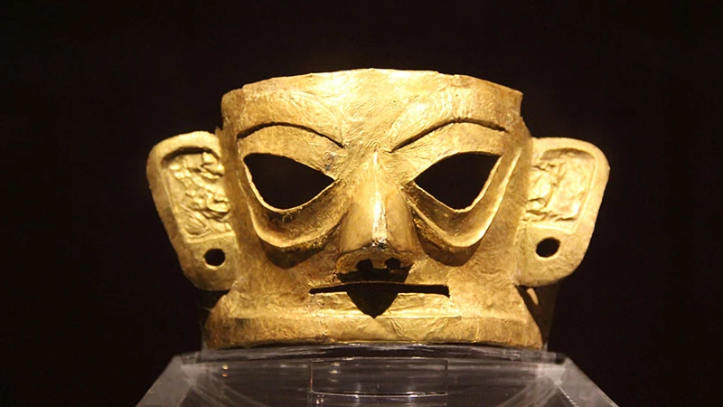 The Art of Ancient Chinese Masks: From Rituals to Cinema