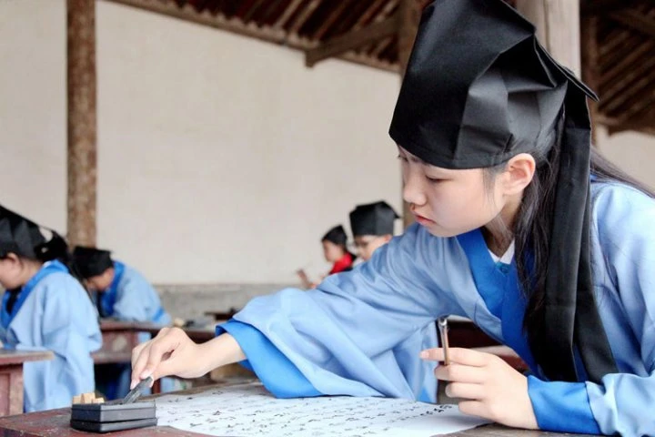 Characteristics Of Ancient China Education - Newhanfu